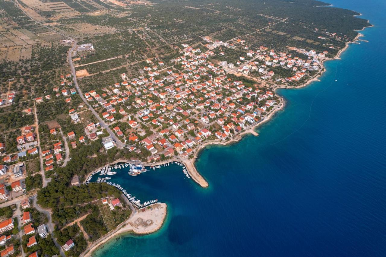 Apartments And Rooms With Parking Space Mandre, Pag - 6309 Kolan Kültér fotó
