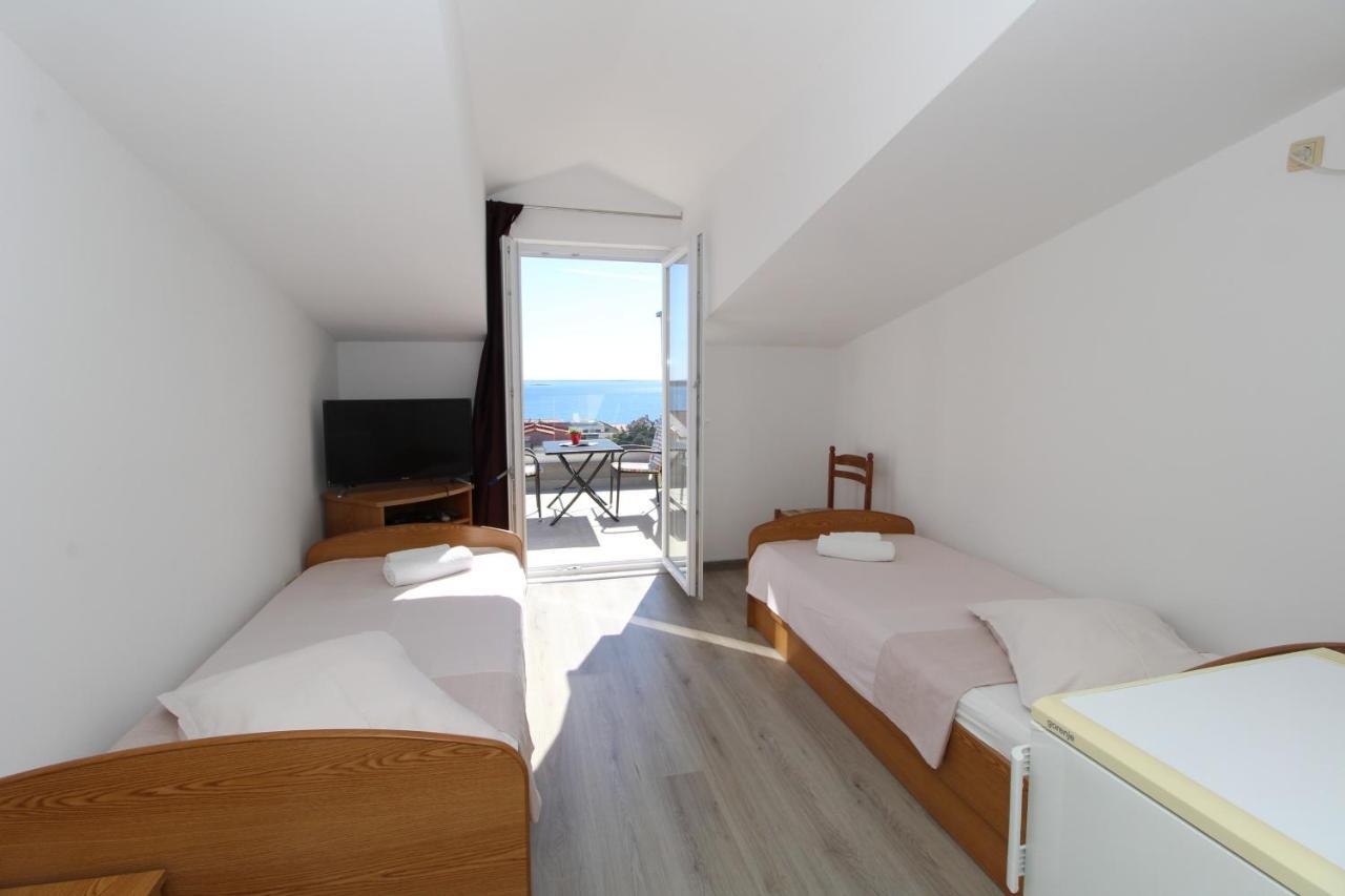 Apartments And Rooms With Parking Space Mandre, Pag - 6309 Kolan Kültér fotó